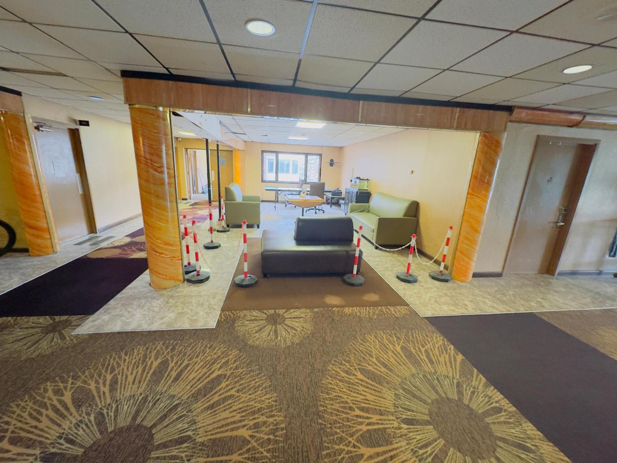 Hilltop Inn مونبلييه المظهر الخارجي الصورة